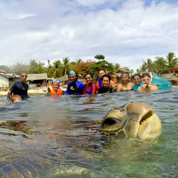 Photobombs Add A Little Spice