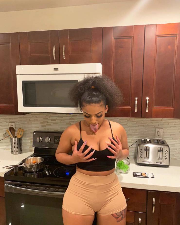 Her Tongue Brings Her Tons Of Money