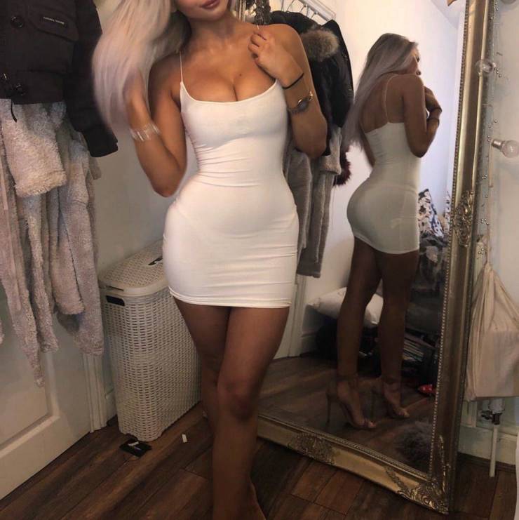 oh my those tight dresses 55 pics 12.html - 55 HD Photos | Premium Gallery 2019