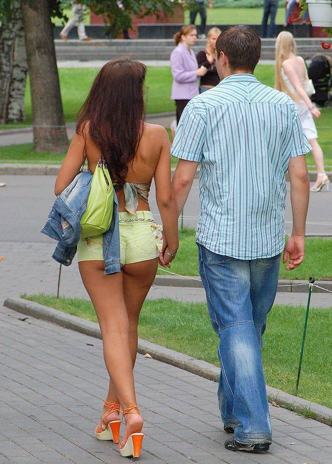 Hot Girls You Meet On The Streets
