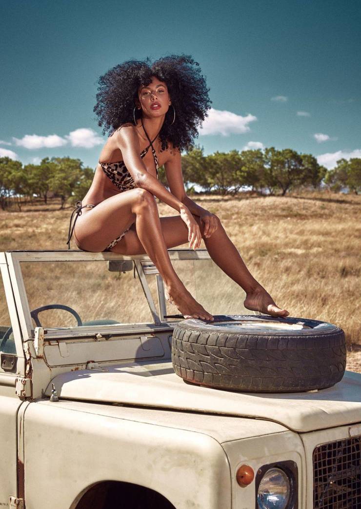 Hot Girls With Beautiful Long Legs