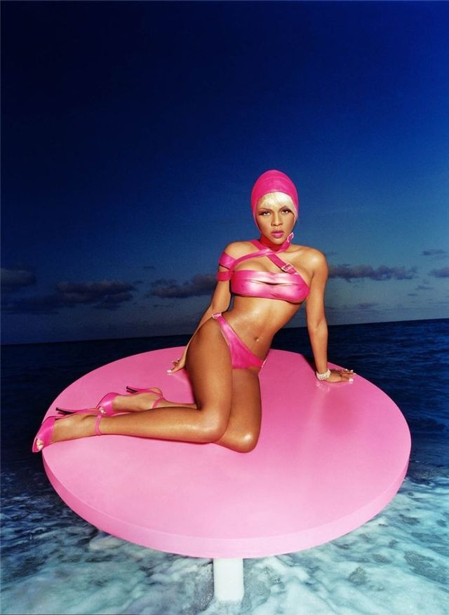 Celebrities in the works by David Lachapelle (73 pics)