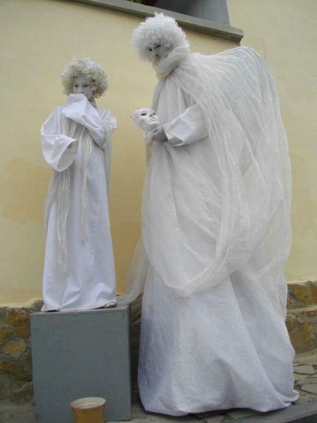 Living Statues Championship (30 pics)