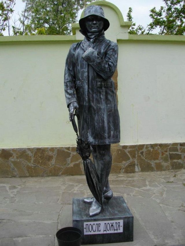 Living Statues Championship (30 pics)