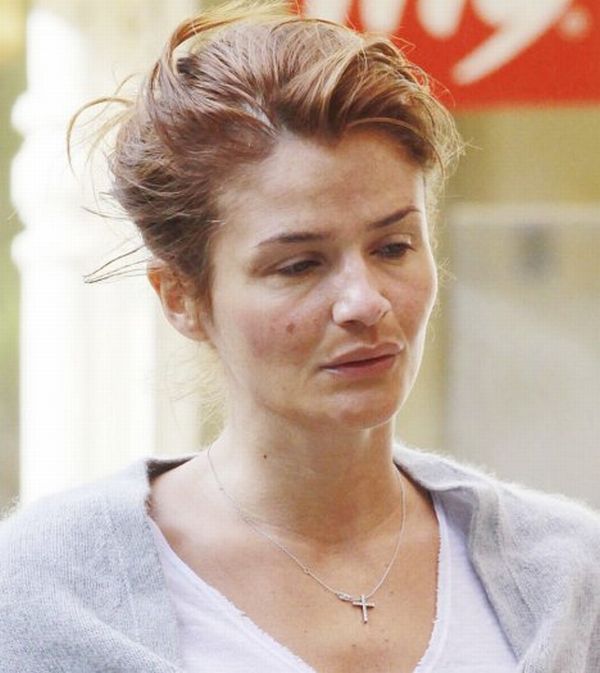 Helena Christensen is not the same anymore (4 pics)
