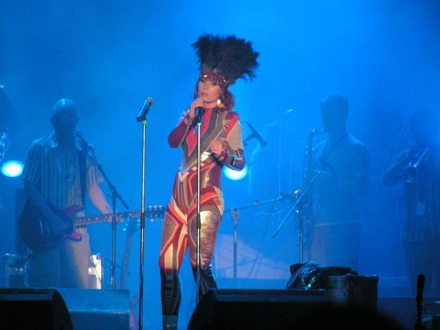 Lady Gaga vs Roisin Murphy (39 pics)