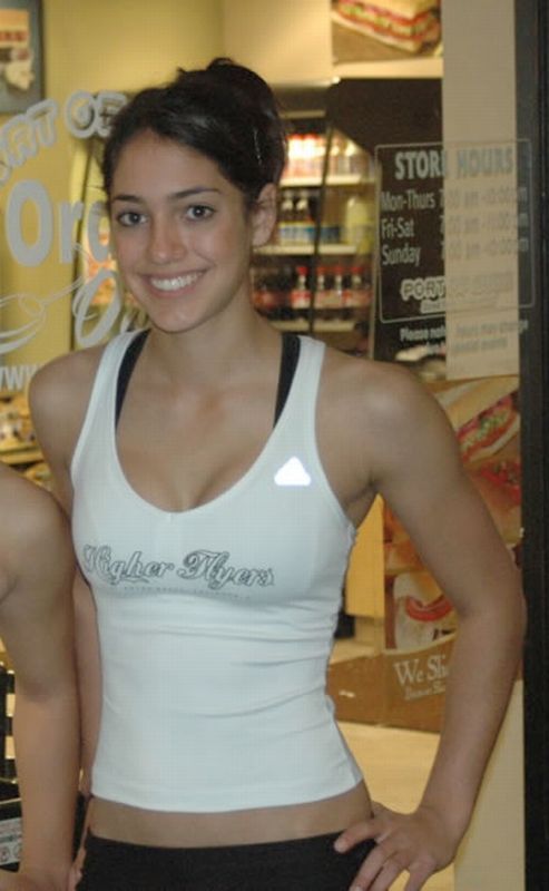 One of the hottest female athletes (33 pics)