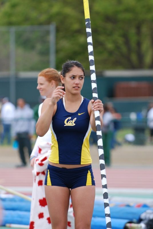 One of the hottest female athletes (33 pics)