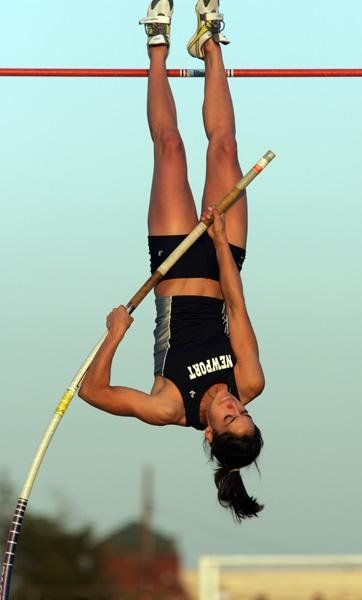 One of the hottest female athletes (33 pics)