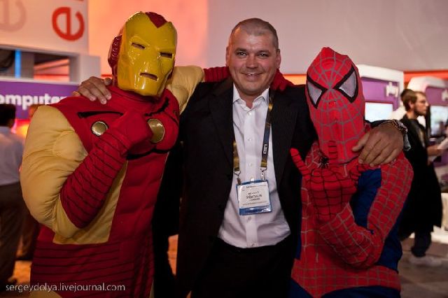 Girls from Las Vegas Consumer Electronic Show (42 pics)