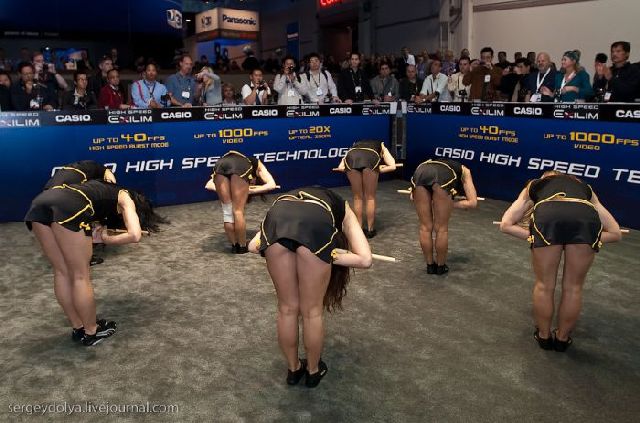 Girls from Las Vegas Consumer Electronic Show (42 pics)