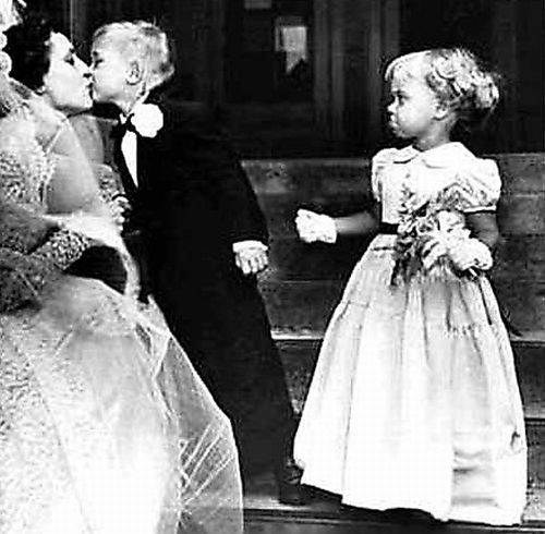 Faces Jealous Women Make (17 pics)