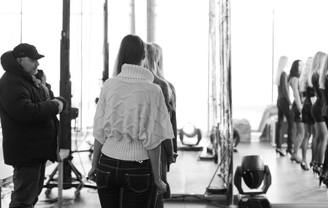 Casting Call (38 pics)