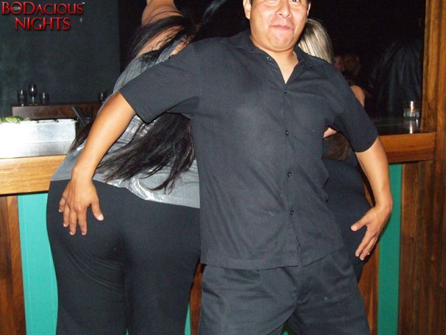 Night Clubs For Overweight People. Part 2 (47 pics)