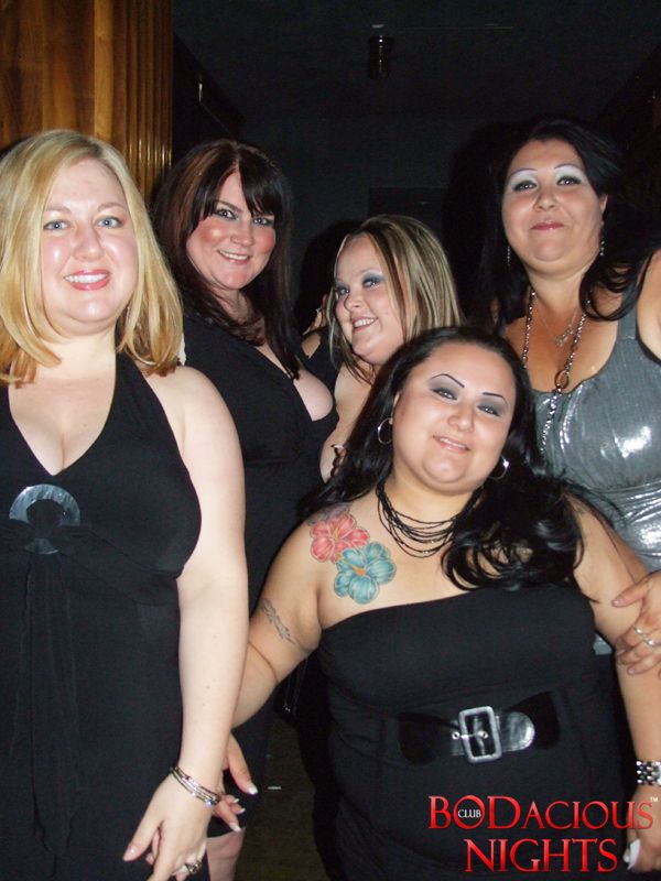 Night Clubs For Overweight People. Part 2 (47 pics)