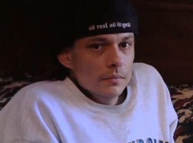 The Man with Half a Body! (33 pics)