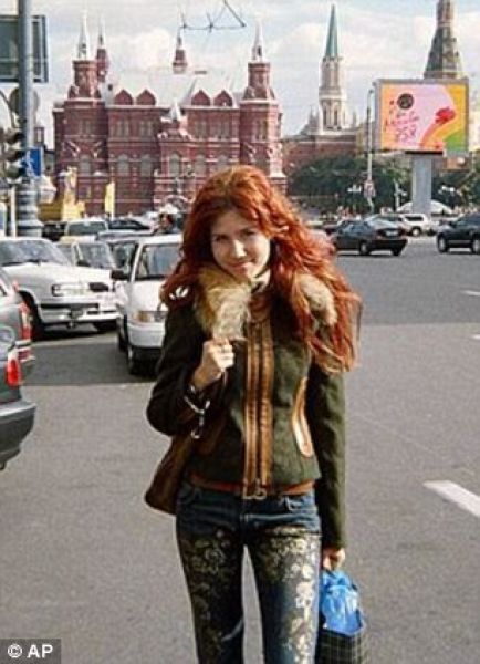 Modern Russian Spy Is a Femme Fatale (18 pics)
