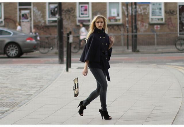 Summer Girls (79 pics)