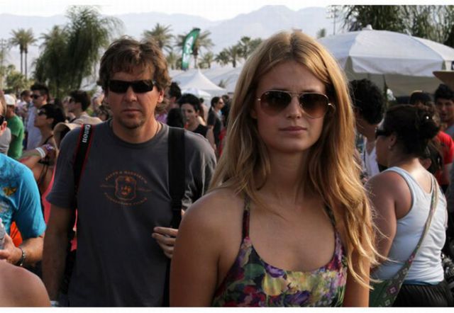 Summer Girls (79 pics)