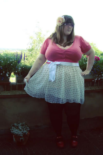 Stylish and Creative Plump Girl (36 pics)