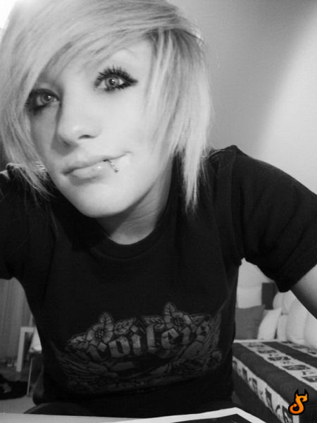 new selection with emo girls 35 pics 2.html - 35 HD Photos | Premium Gallery 2010