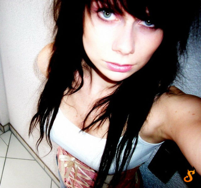new selection with emo girls 35 pics 2.html - 35 HD Photos | Premium Gallery 2010