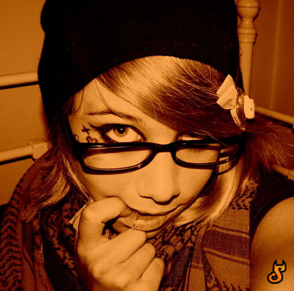 new selection with emo girls 35 pics 2.html - 35 HD Photos | Premium Gallery 2010
