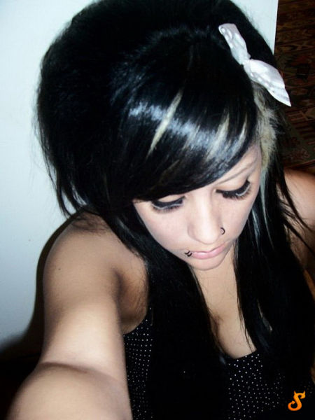 New Selection with Emo Girls (35 pics)