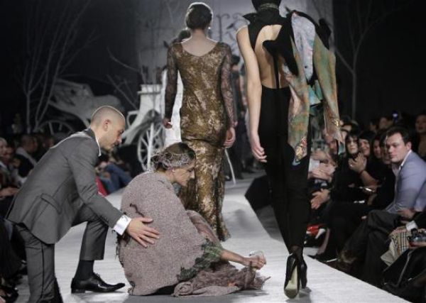 Embarrassing Shots of Models Falling