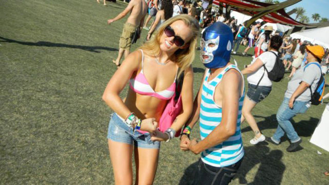 Coachella Music Festival: Half Naked Hot Young White Chicks Dancing