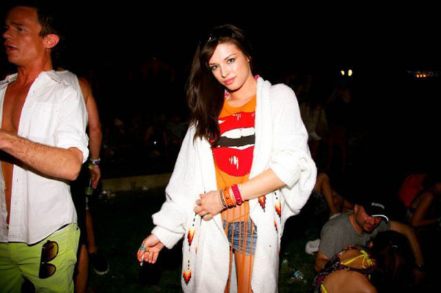 Coachella Music Festival: Half Naked Hot Young White Chicks Dancing