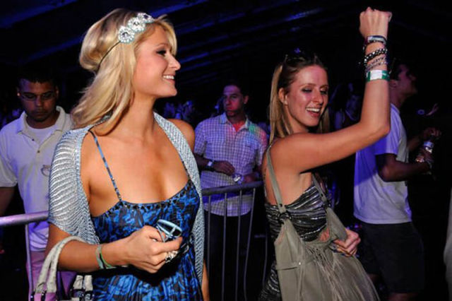 Coachella Music Festival: Half Naked Hot Young White Chicks Dancing