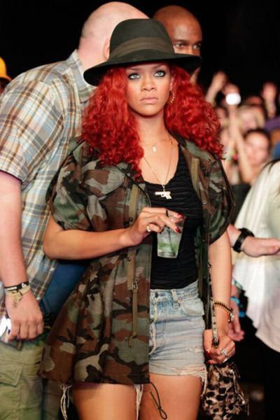 Coachella Music Festival: Half Naked Hot Young White Chicks Dancing