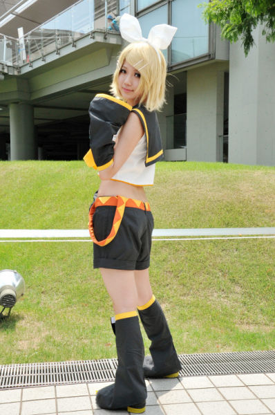 Sexy Cosplay Girls from Comiket. Part 2