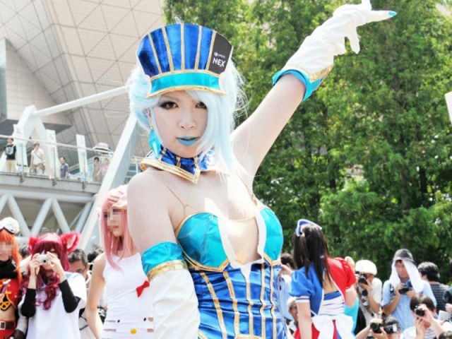 Sexy Cosplay Girls from Comiket. Part 2