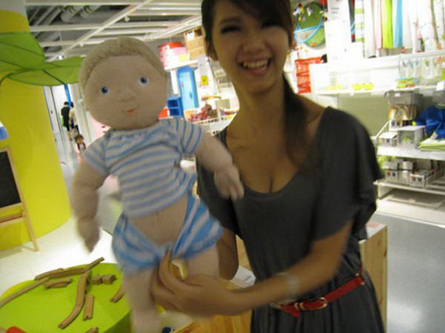 a sweet couple 27 pics 1 video 16.html - 27 HD Video | Premium Gallery 2011