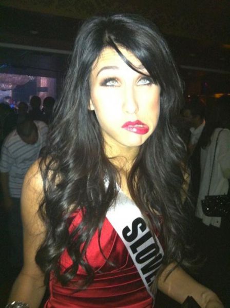 Funny Faces By Gorgeous Miss Universe Contestants