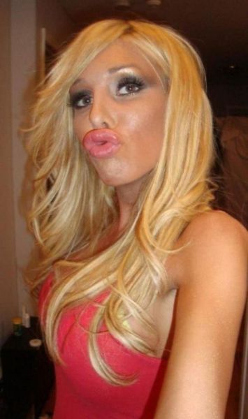 It’s Funny When Blondes Fail