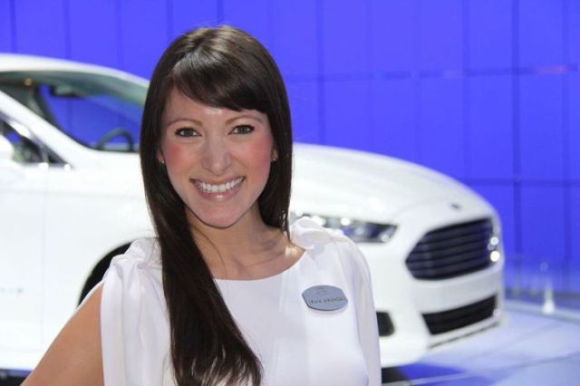 Detroit Auto Show Babes