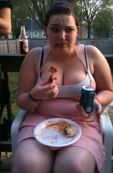 Another Cheerless Example of a Cutie Letting Herself Go