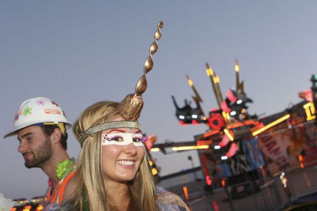 Cute Chicks from the Electric Daisy Carnival