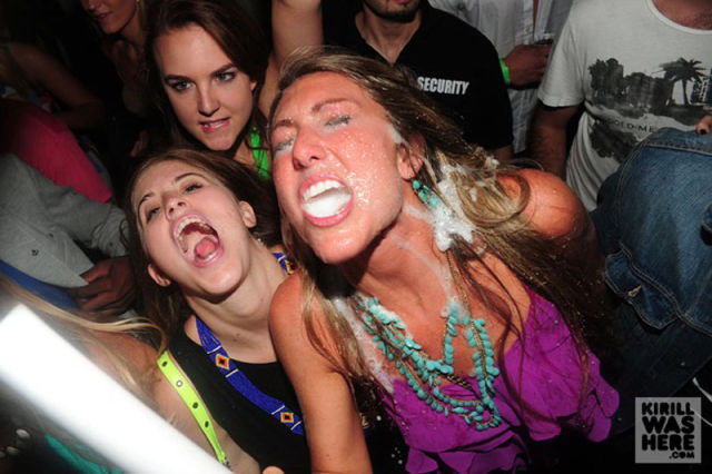 Nightclub Champagne Frenzy