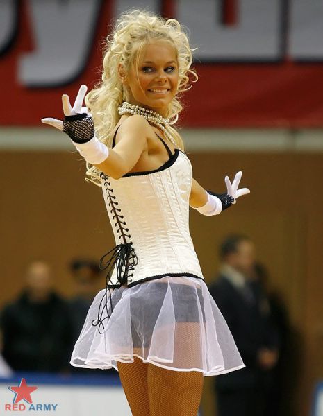 Get Ready for Some Nice Cheerleader Action