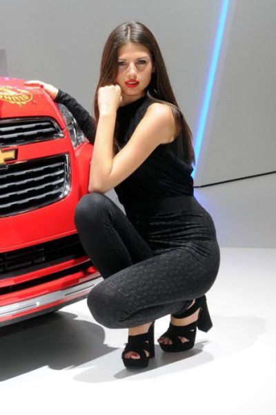 the lovely girls of the paris motor show 100 pics 27.html - 100 HD Photos | Premium Gallery 2012