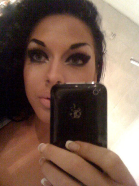 Angelina Jolie Lookalike Sizzles in Racy Photos