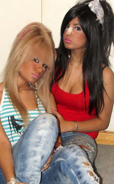 ‘Glamorous’ Chicks from Iranian Social Networks