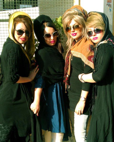 ‘Glamorous’ Chicks from Iranian Social Networks