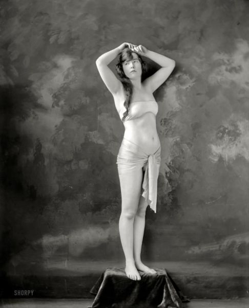 Erotica from the Start of the XX Century!