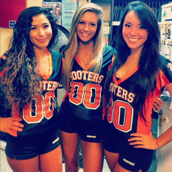 We Never Get Tired of Hooters Girls!