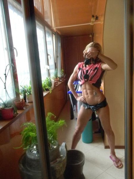 The Sexy and Fit Women Are All Moms Too